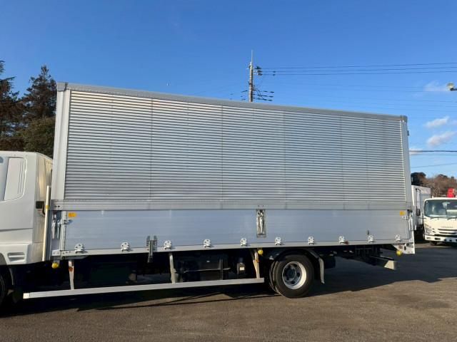 MITSUBISHI FUSOU FIGHTER 2017 Image 31