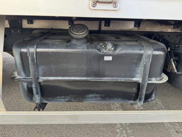 MITSUBISHI FUSOU FIGHTER 2017 Image 31