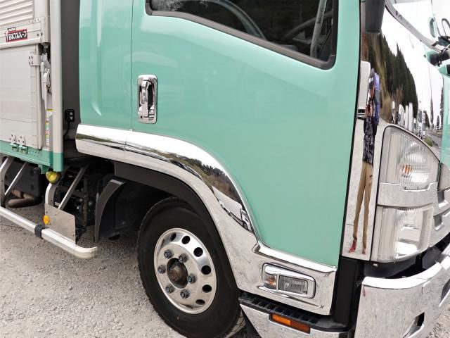 ISUZU FORWARD 2018 Image 31