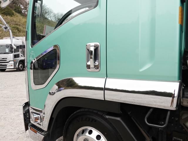 ISUZU FORWARD 2018 Image 31