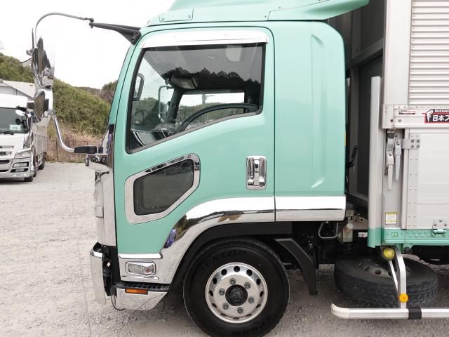 ISUZU FORWARD 2018 Image 31