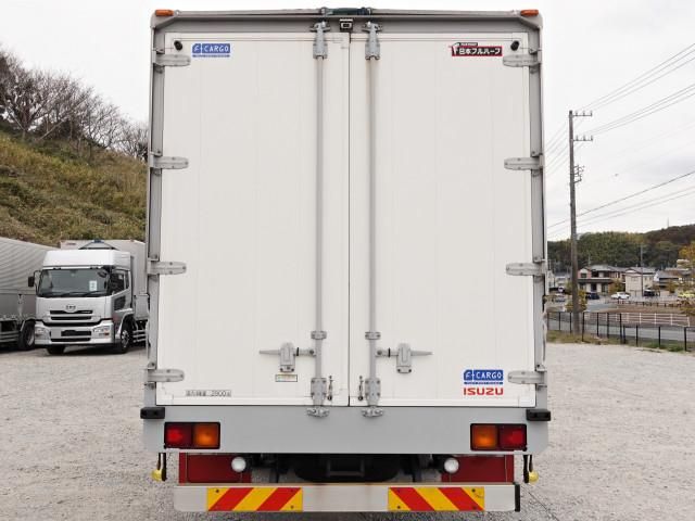 ISUZU FORWARD 2016 Image 31