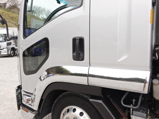 ISUZU FORWARD 2016 Image 31