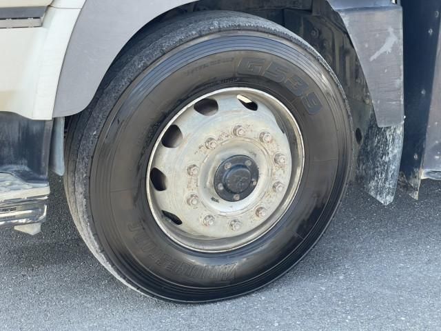 MITSUBISHI FUSOU SUPER GREAT 2014 Image 31