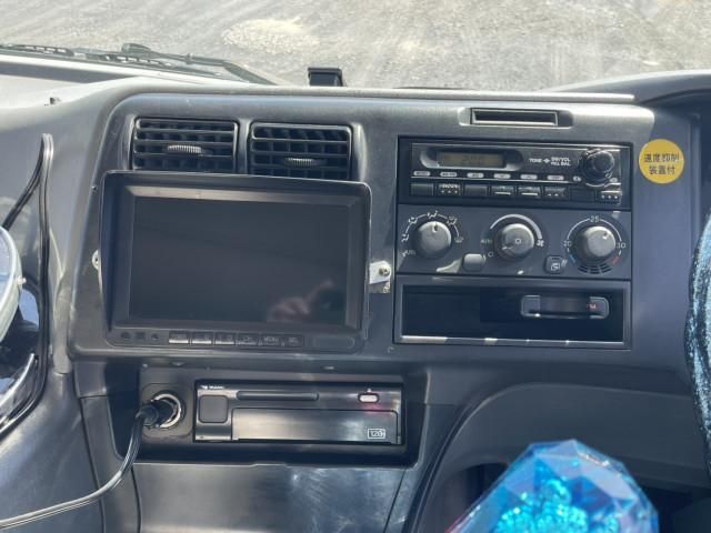 MITSUBISHI FUSOU SUPER GREAT 2014 Image 31