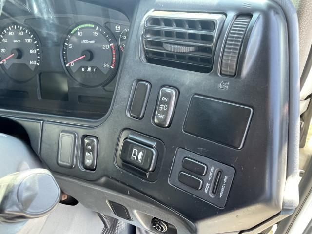 MITSUBISHI FUSOU SUPER GREAT 2014 Image 31