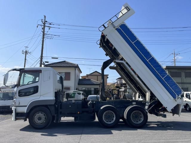 MITSUBISHI FUSOU SUPER GREAT 2014 Image 31