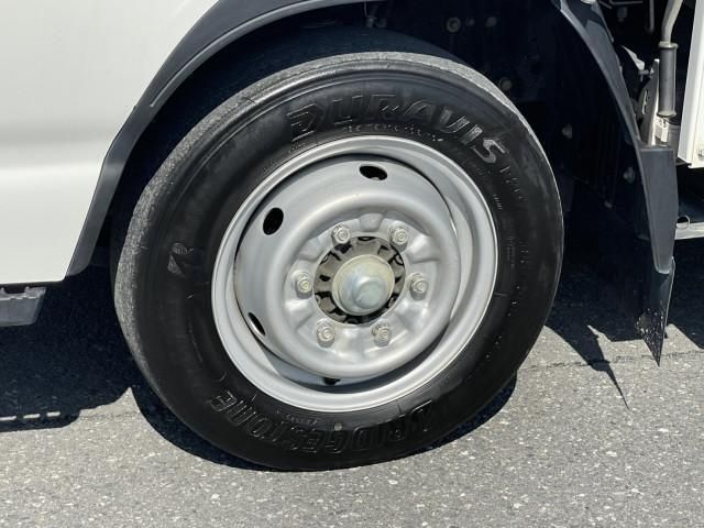 ISUZU ELF 2018 Image 31