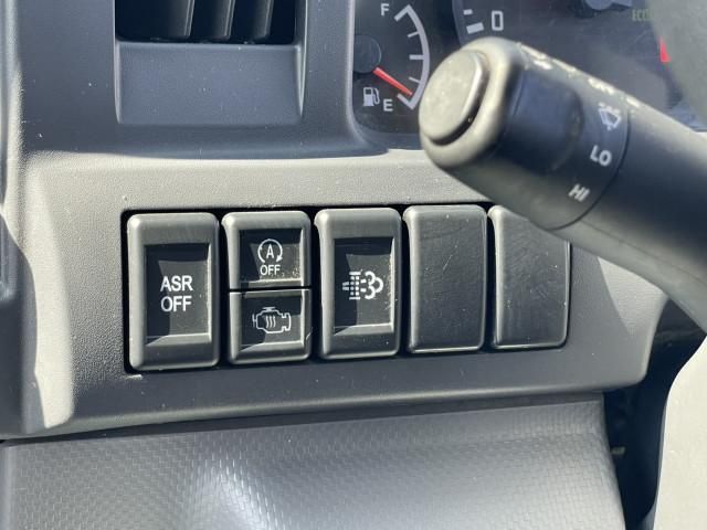 ISUZU ELF 2018 Image 31