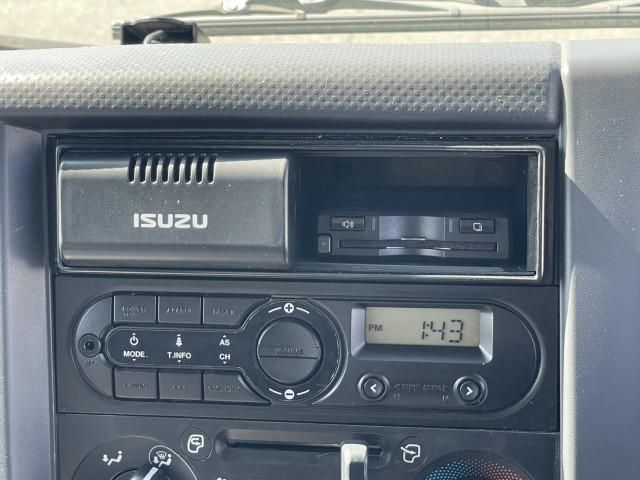 ISUZU ELF 2018 Image 31