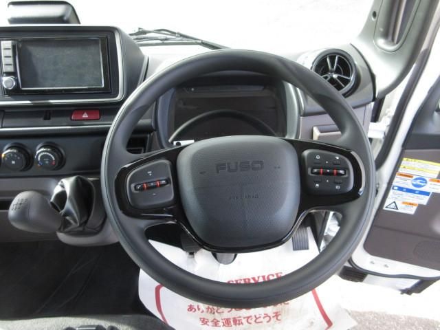 MITSUBISHI CANTER 2025 Image 31