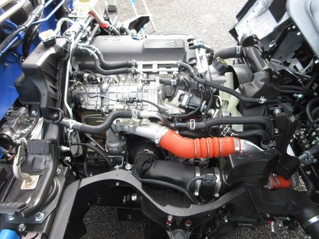 MITSUBISHI CANTER 2025 Image 31