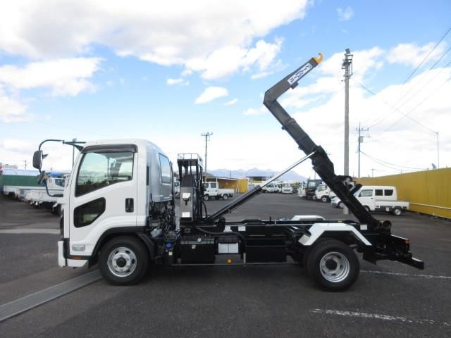 ISUZU FORWARD 2025 Image 31