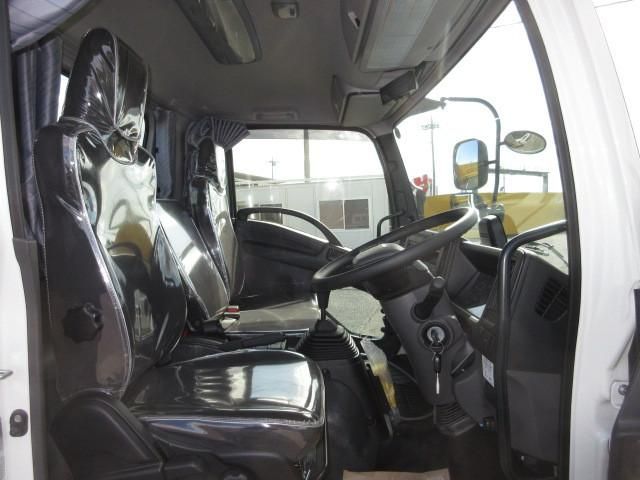 ISUZU FORWARD 2025 Image 31