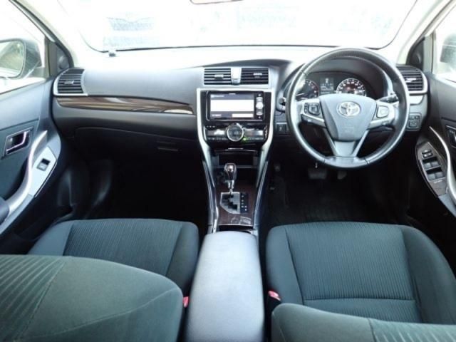 TOYOTA PREMIO 4WD 2019 Image 31