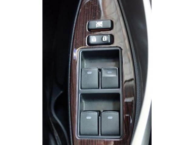 TOYOTA PREMIO 4WD 2019 Image 31