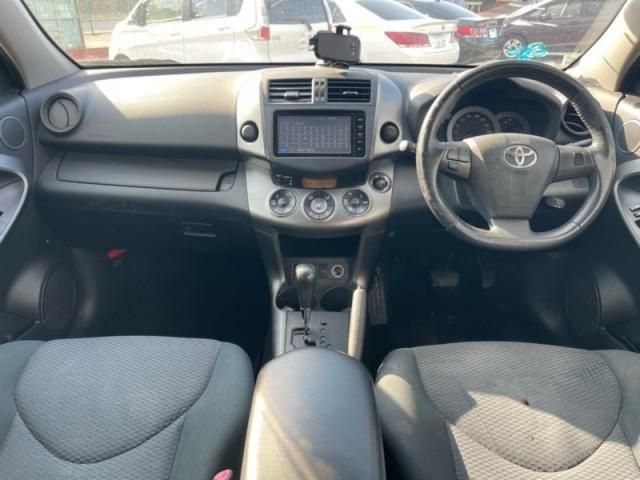 TOYOTA RAV4 4WD 2015 Image 31