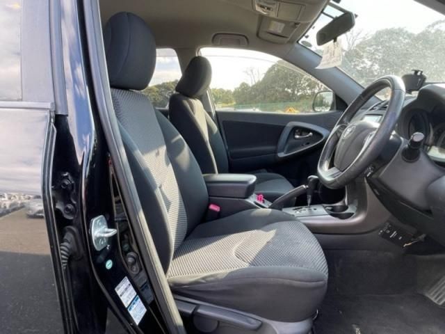 TOYOTA RAV4 4WD 2015 Image 31