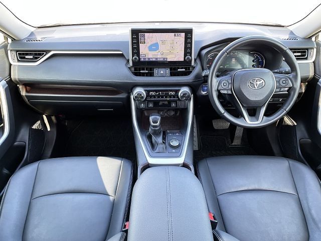 TOYOTA RAV4 HYBRID 4WD 2021 Image 31