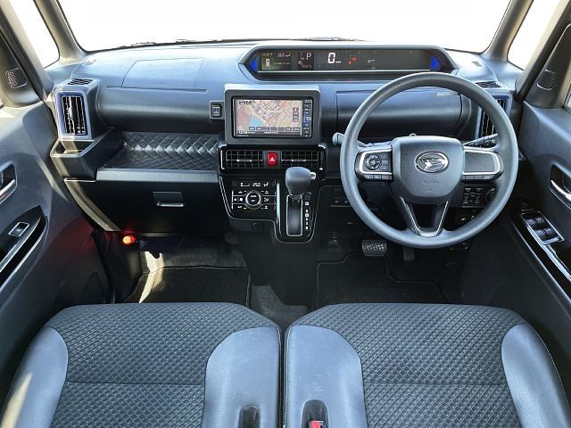 DAIHATSU TANTO CUSTOM 2021 Image 31