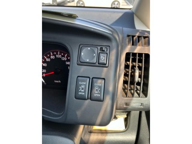 NISSAN SERENA  WG 2009 Image 31