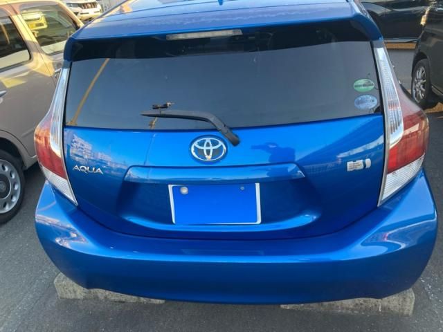 TOYOTA AQUA 2016 Image 31