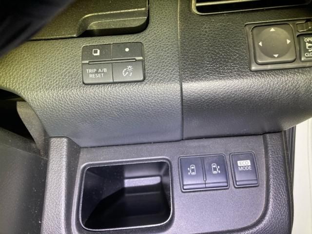 NISSAN SERENA  WG 2012 Image 31