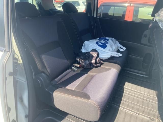 NISSAN SERENA  WG 2010 Image 31