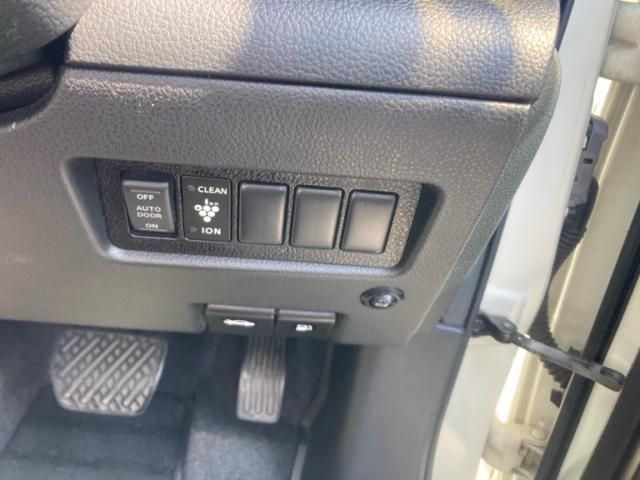 NISSAN SERENA  WG 2010 Image 31