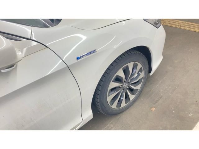HONDA ACCORD HYBRID 2015 Image 31