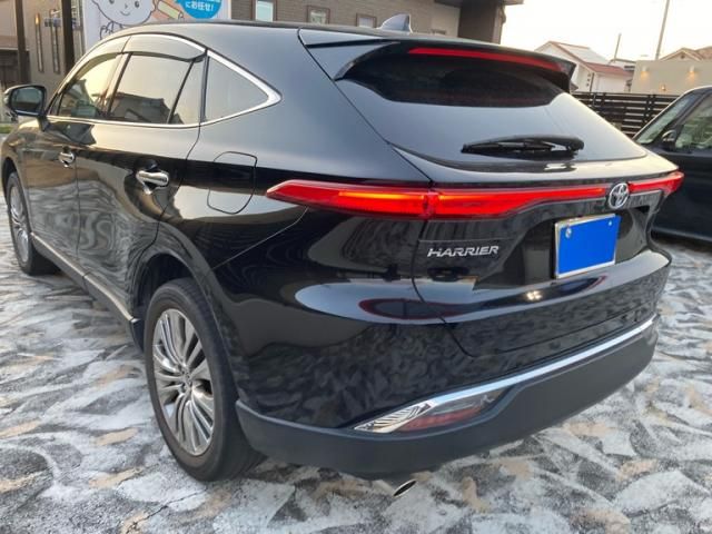 TOYOTA HARRIER 2WD 2022 Image 31