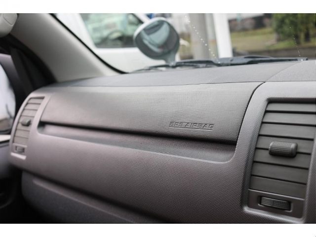 TOYOTA HIACE WAGON 2013 Image 31