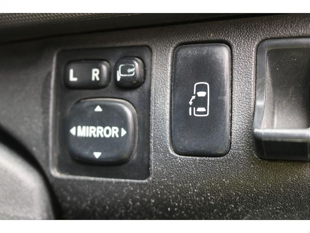 TOYOTA HIACE WAGON 2013 Image 31