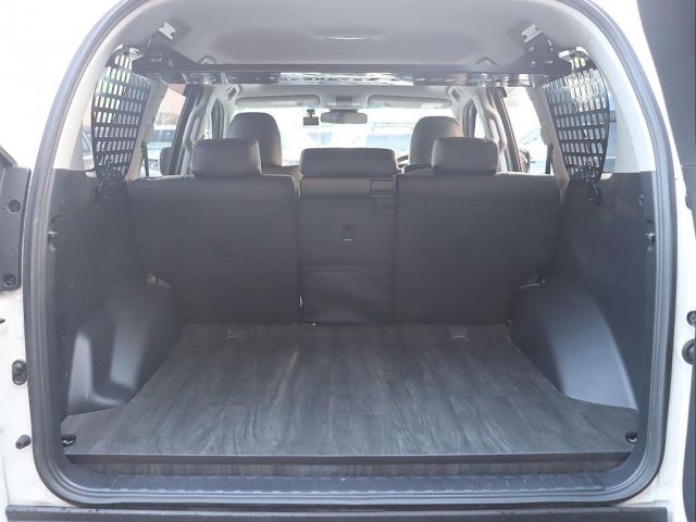 TOYOTA LANDCRUISER PRADO 2022 Image 31