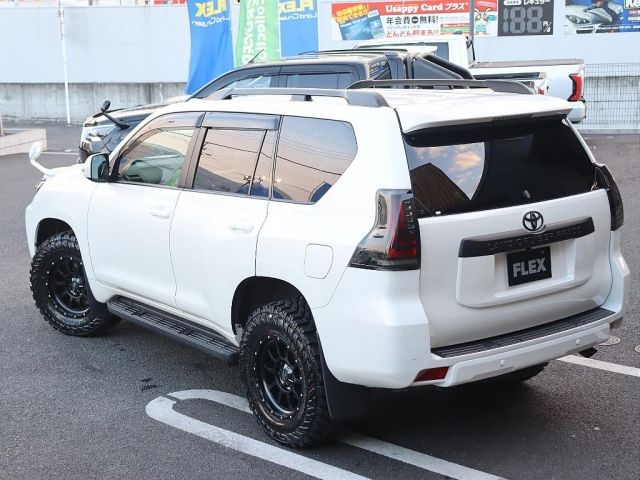 TOYOTA LANDCRUISER PRADO 2022 Image 31