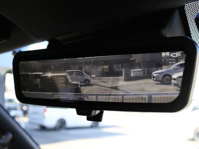 TOYOTA HIACE VAN 2WD 2021 Image 31