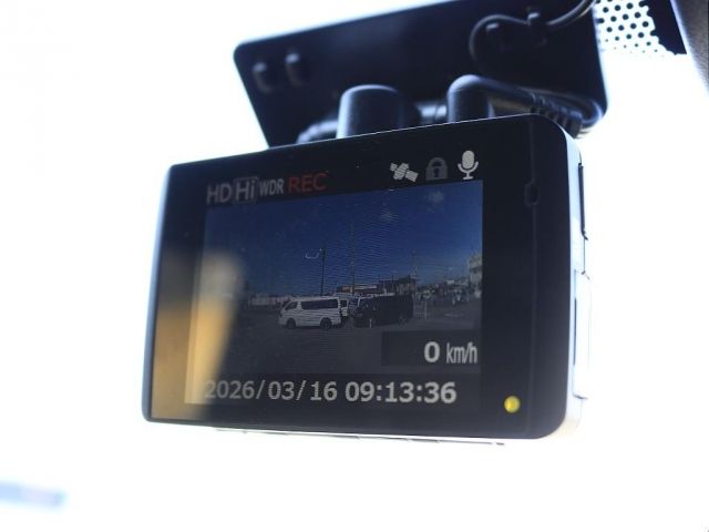 TOYOTA HIACE VAN 2WD 2021 Image 31