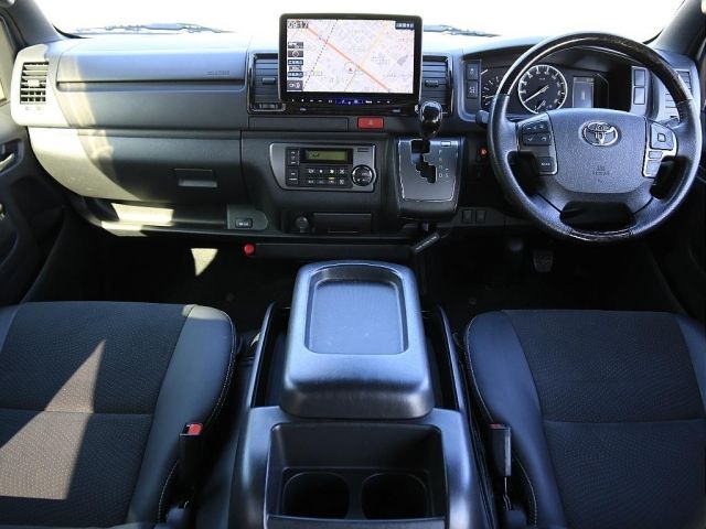 TOYOTA HIACE VAN 2WD 2021 Image 31