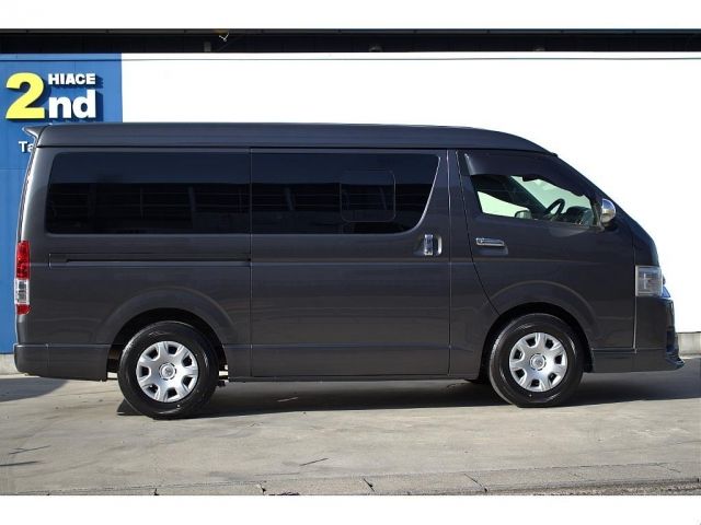 TOYOTA HIACE VAN 2WD 2019 Image 31