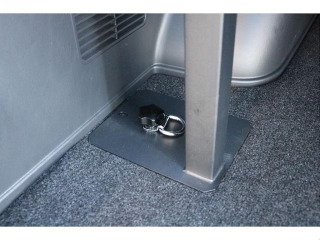 TOYOTA HIACE VAN 4WD 2024 Image 31