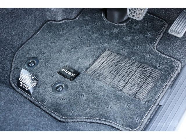 TOYOTA HIACE VAN 4WD 2024 Image 31