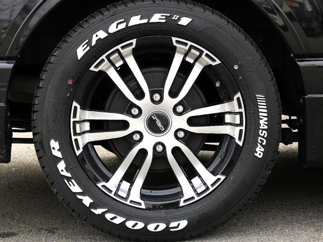 TOYOTA HIACE VAN 2WD 2023 Image 31