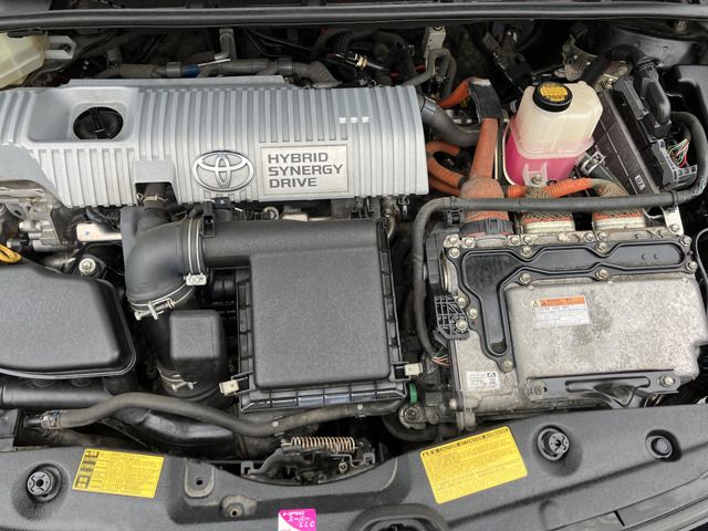 TOYOTA PRIUS 2011 Image 31