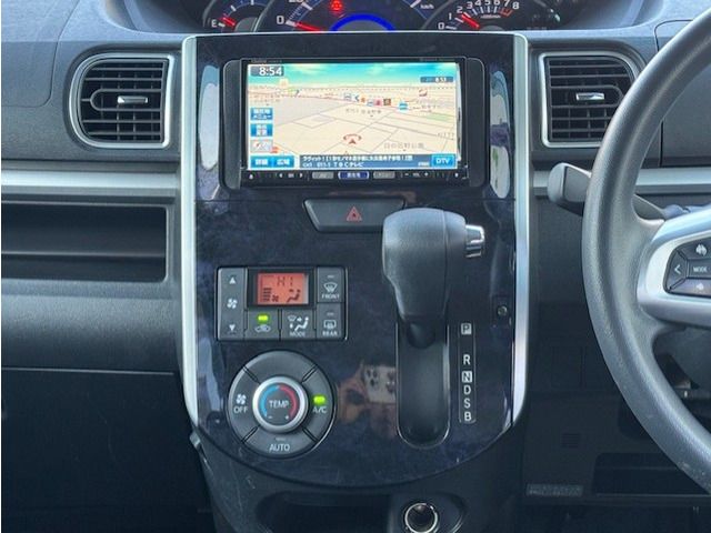 DAIHATSU TANTO CUSTOM 4WD 2017 Image 31