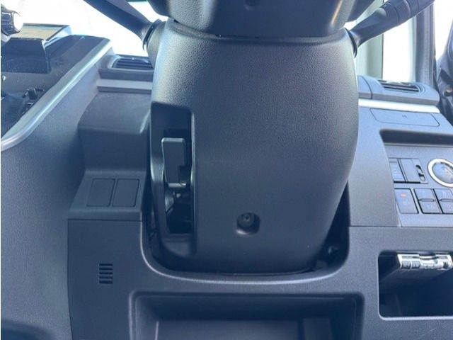 DAIHATSU TANTO CUSTOM 4WD 2017 Image 31