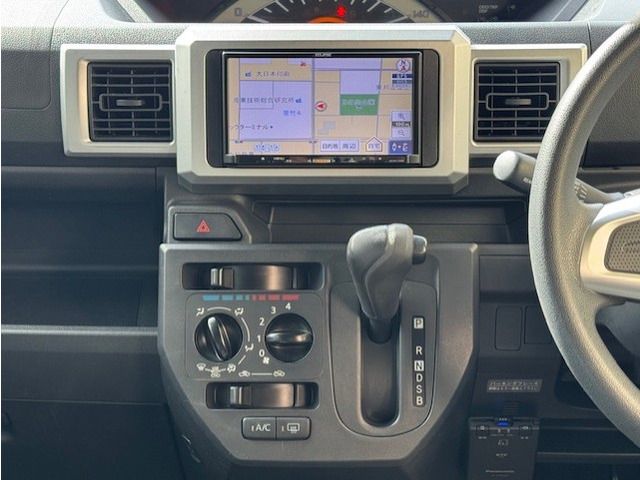 DAIHATSU WAKE 2015 Image 31