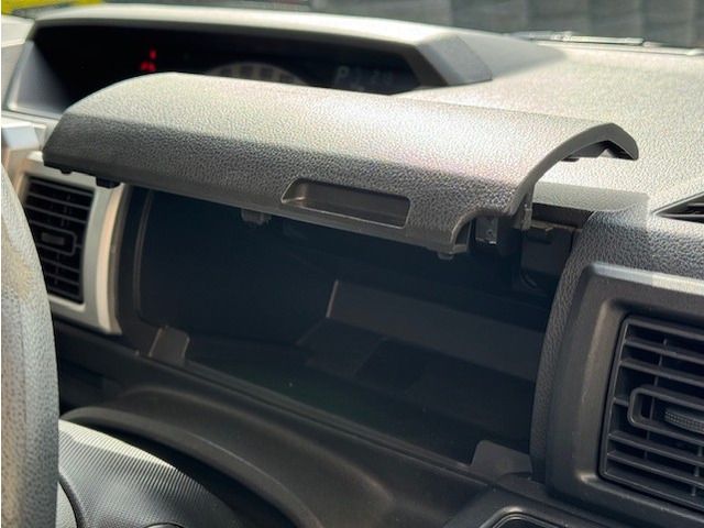 DAIHATSU WAKE 2015 Image 31