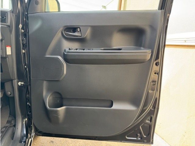 DAIHATSU WAKE 2015 Image 31