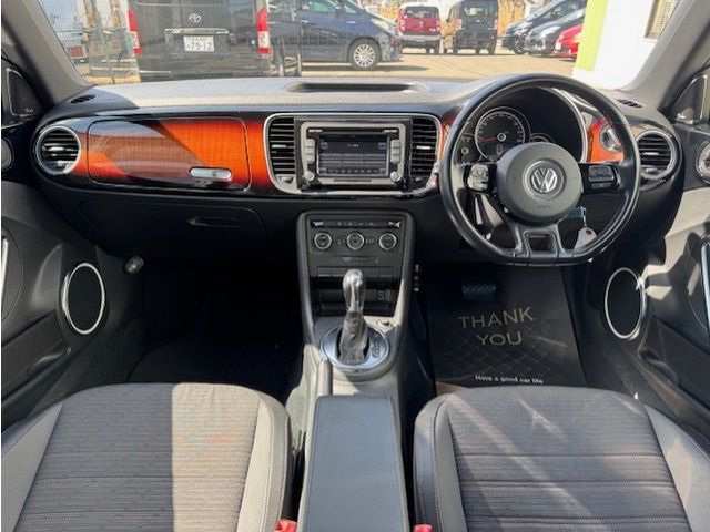 VOLKSWAGEN THE BEETL 2013 Image 31