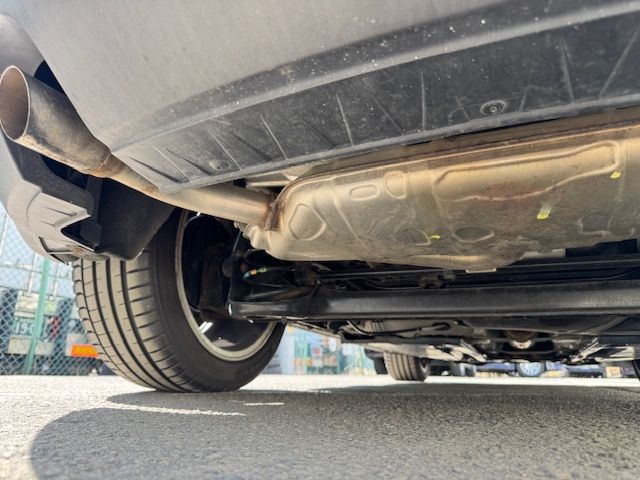 VOLKSWAGEN THE BEETL 2013 Image 31